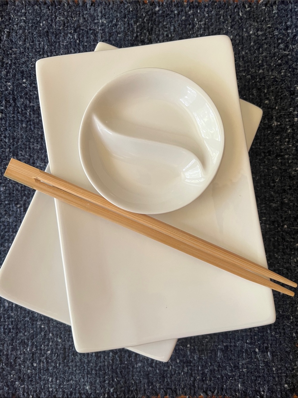 Maxwell Williams White Ceramic Sushi Dinnerware Set - Modern Tableware